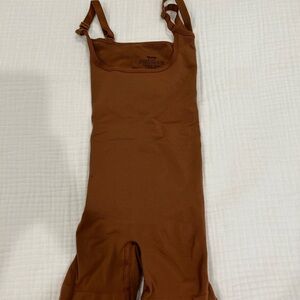 SKIMS Cocoa Sleeveless Bodysuit